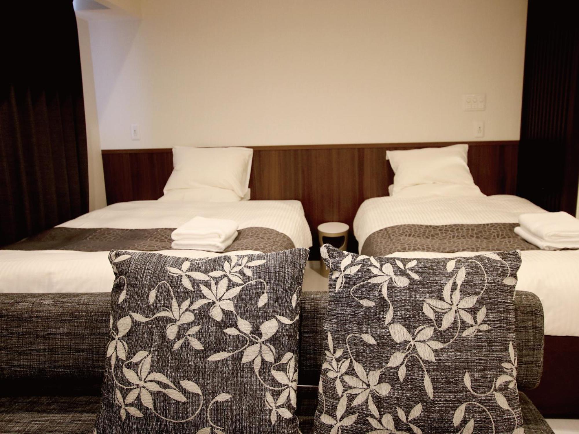 Sunset Resort Mihama -Seven Hotels And Resorts- Chatan Buitenkant foto
